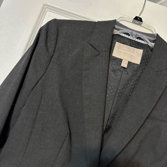 Banana Republic Petite Single Button Front Career Blazer - Picture 4 of 16